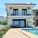 וילה Villas Hanioti *