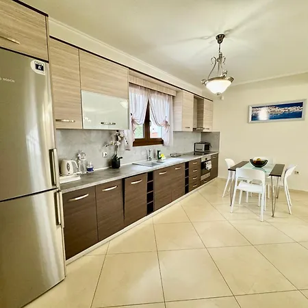 Villas Hanioti هانيوتي