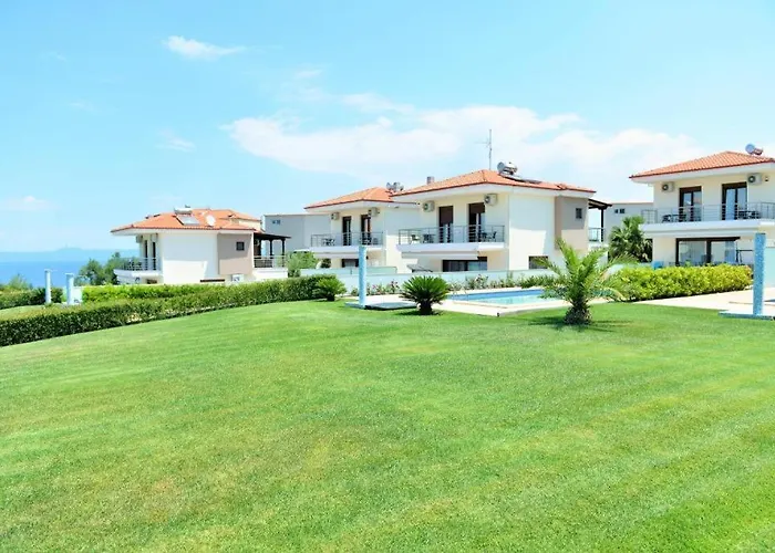 Villas Hanioti Villa *