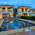 Villas Hanioti Villa *