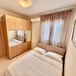Villas Hanioti *