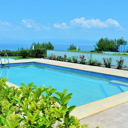 Villas Hanioti Villa *