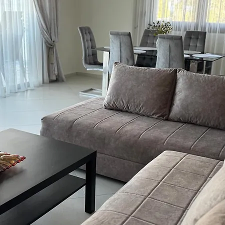 Villas Hanioti *
