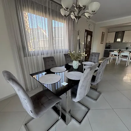 Villas Hanioti Villa *
