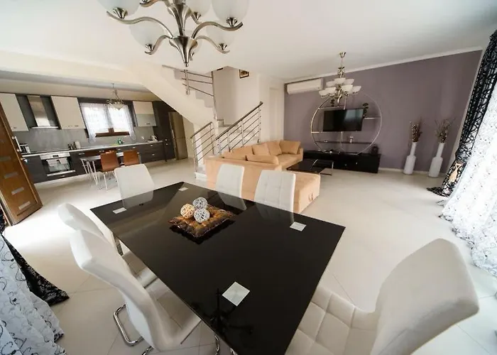Villas Hanioti Chaniotis