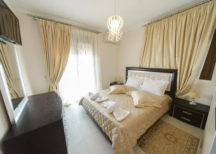 Villas Hanioti *
