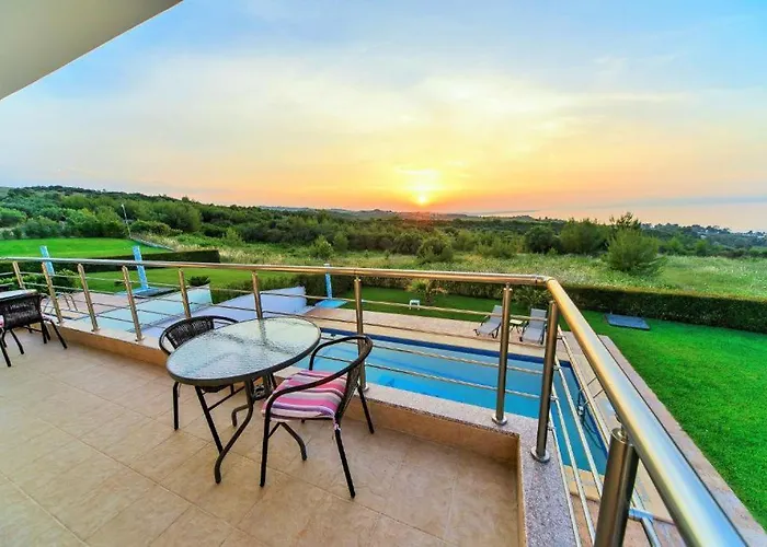 Villas Hanioti * Chaniotis