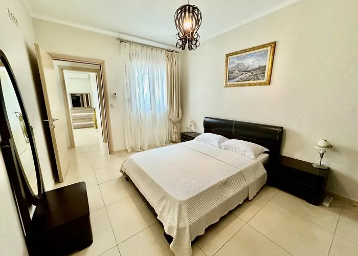 Villas Hanioti Villa *